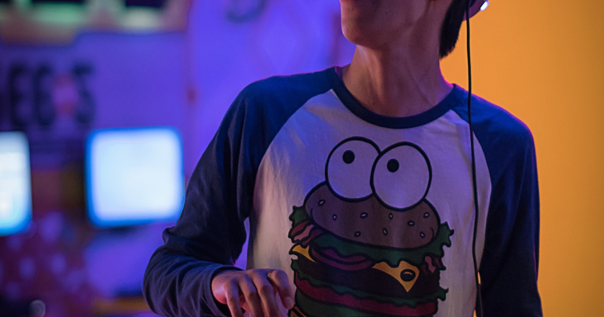 Cyberpunk TCG Kickstarter knackt 44.000 Follower